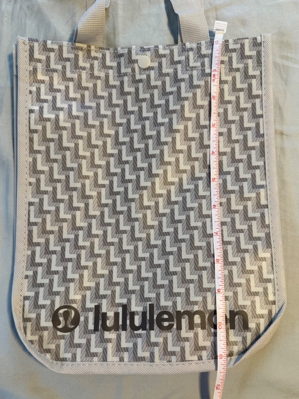 LULULEMON: White Reusable Shopping Tote - Picture 3 of 4